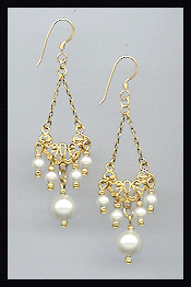 Vintage Cream Pearl Earrings
