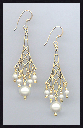 Cream Pearl Vintage Earrings